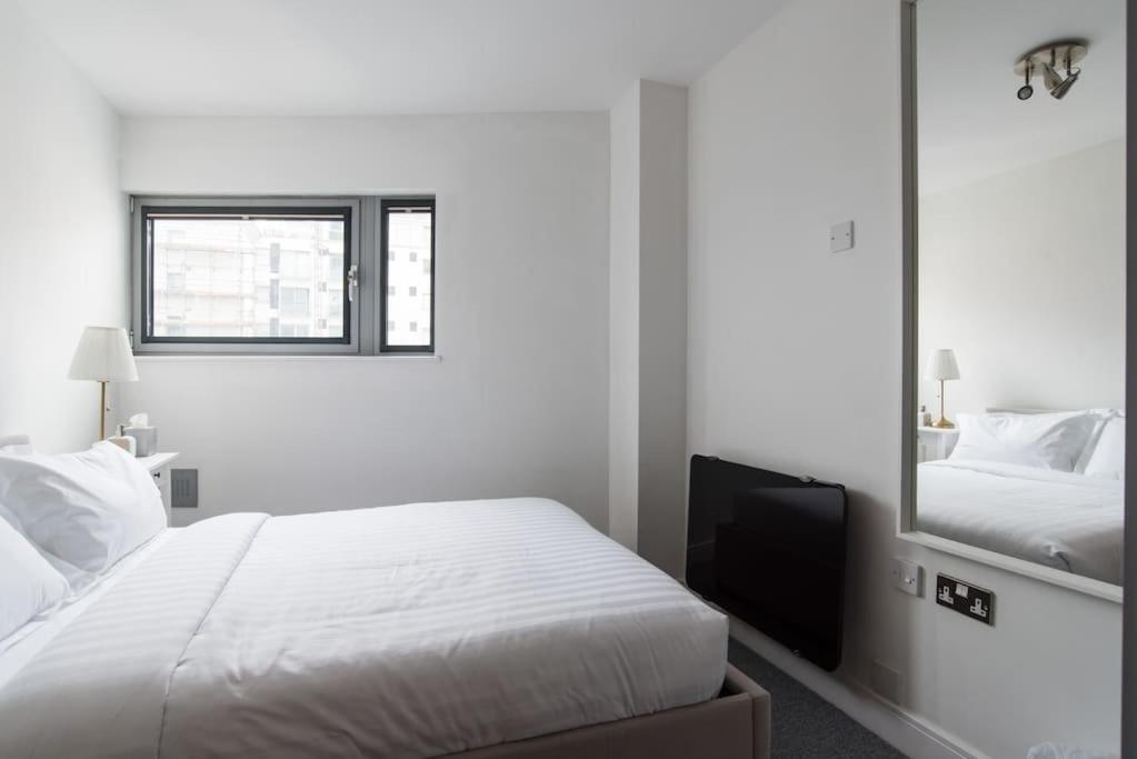Cardiff City Centre Apartment Exterior photo